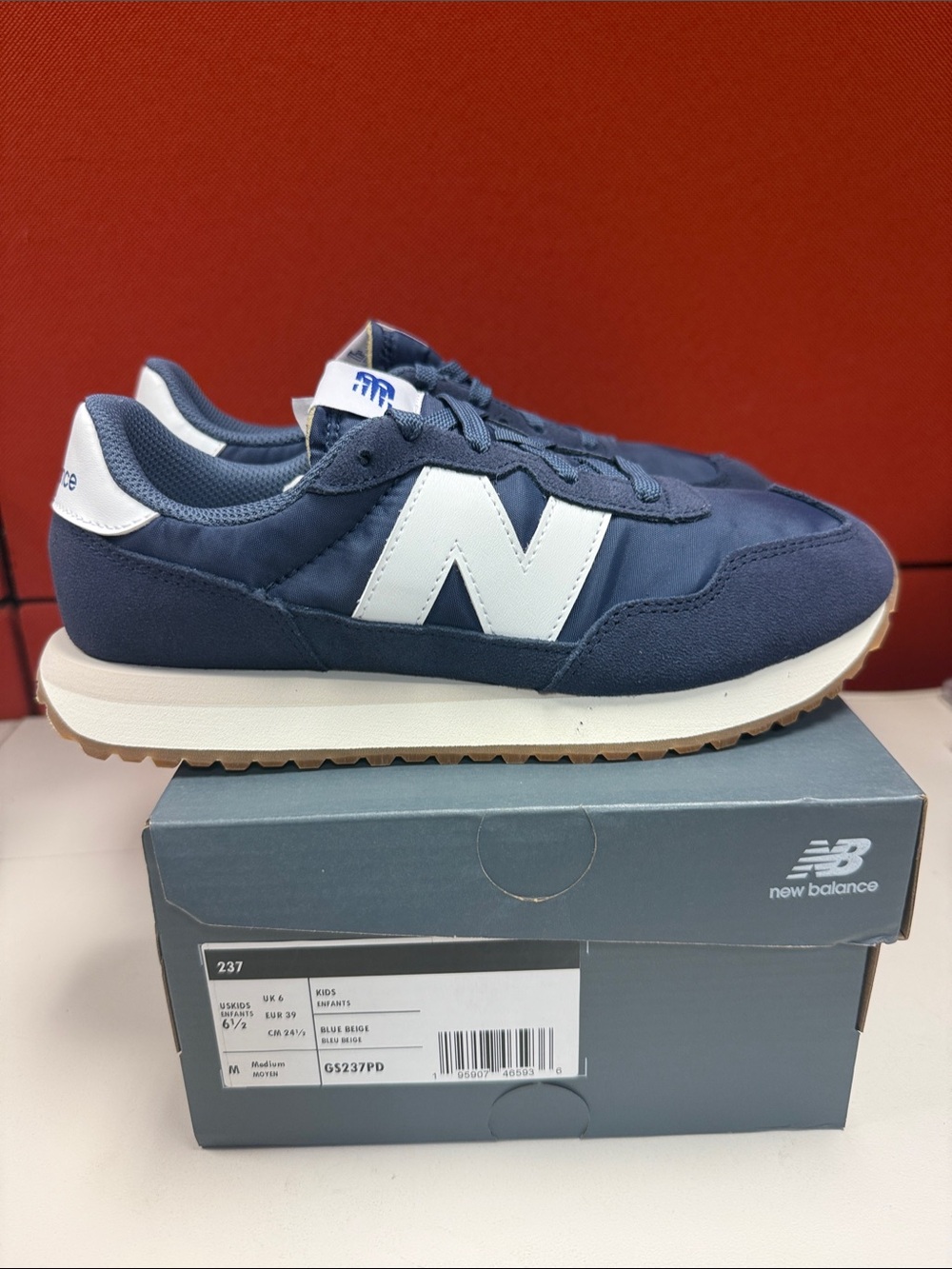 New Balance 237 GS237PD Blue Beige Kids Size 6.5  eur 39 Sneakers New in Box